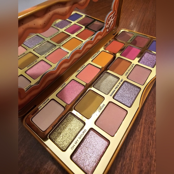 Too Faced Original Pumpkin Spice Eye Shadow Palette - NEW - Picture 5 of 14